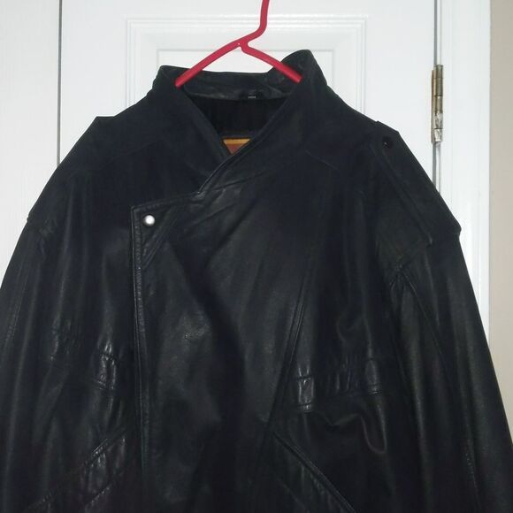 I.O.U. 100% leather bomber jacket  Sz M NWOT - Picture 3 of 6